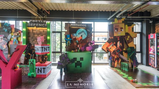 There just aren't enough games to play at birthday parties, let us customise them for you to keep your guests entertained! 🙌🏻✨ Can Madness
✨ Ball Toss
✨ Shooting Game
✨ BowlingGet in touch with @la_memoria today, link in bio!#LaMemoria #KidsParty #BirthdayParty #Minecraft #GameBooth #PartyPlanner #PartyPlannerKL #PartyPlannerMY #EventPlanner #EventPlannerKL #EventPlannerMY