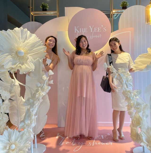 This dainty floral theme is perfect for the lovely momma-to-be @kheyee! 🌼💖Make your party as unique as you with @la_memoria! Link in bio.#LaMemoria #BabyShower #GenderReveal #PartyPlanner #PartyPlannerKL #PartyPlannerMY #EventPlanner #EventPlannerKL #EventPlannerMY