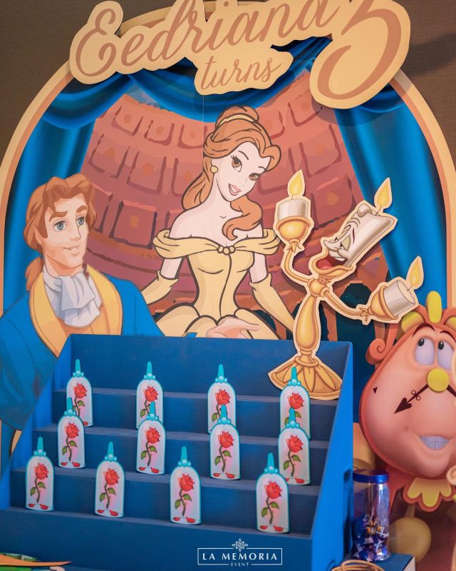 Princesses love games too! Custom game booths to help entertain your guests, they're so fun! 🤩🙌🏻#LaMemoria #KidsParty #BirthdayParty #Princess #Magical #Royal #GameBooth #PartyPlanner #PartyPlannerKL #PartyPlannerMY #EventPlanner #EventPlannerKL #EventPlannerMY